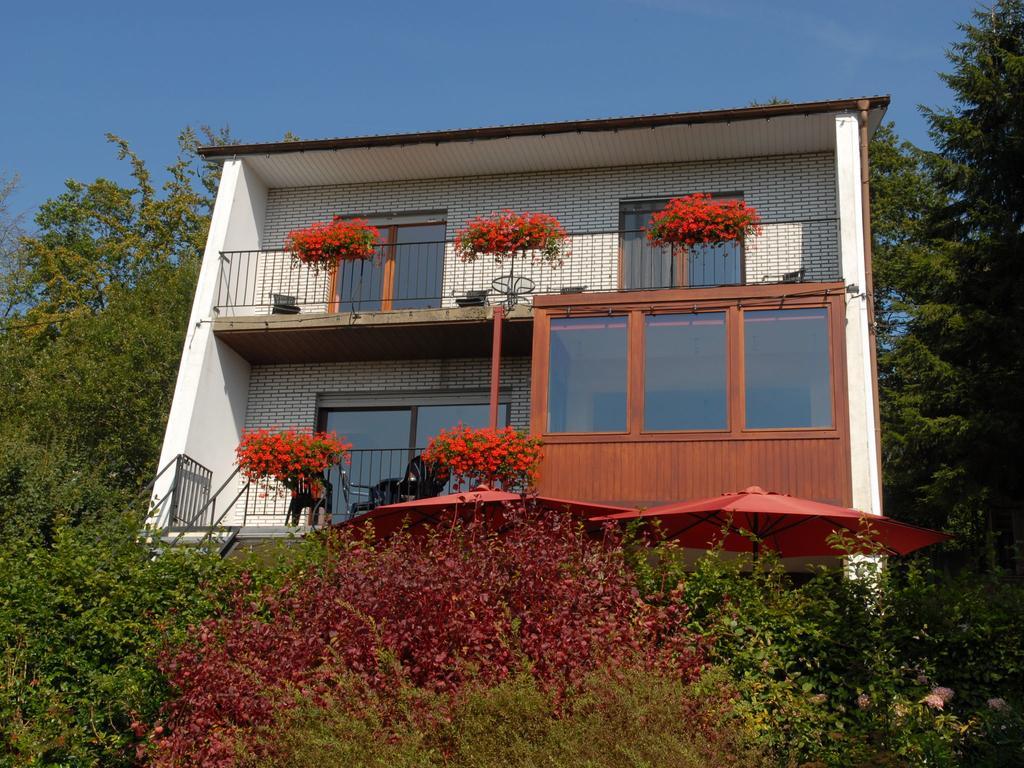 Modish Holiday Home In Waimes With Sauna Kültér fotó